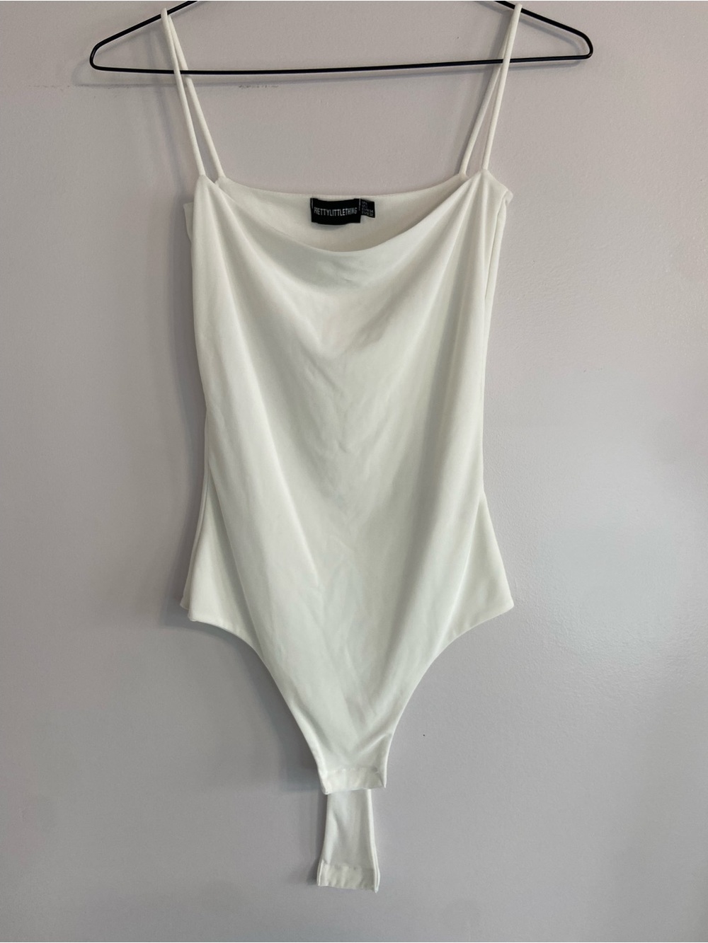 PrettyLittleThing White Square Straight Neck Spaghetti Strap Snap Bodysuit